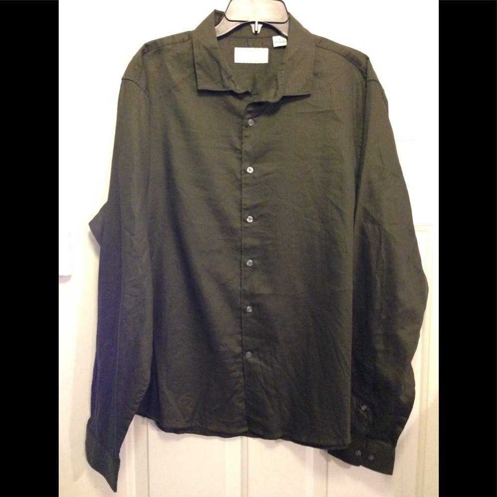 NWT Liz Claiborne Men's Deep Olive Button Down
